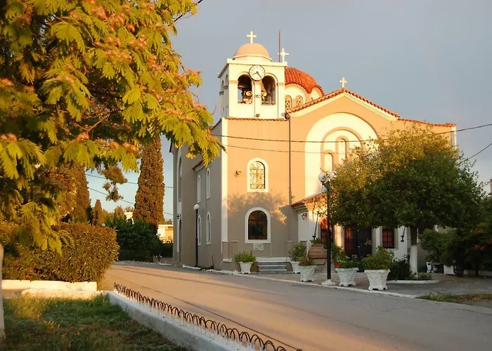 Ξενοδοχείο με διαμερίσματα Napoleon 3*